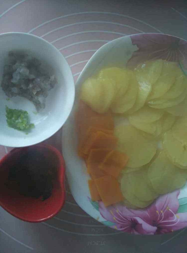土豆鲜虾海苔饼步骤2