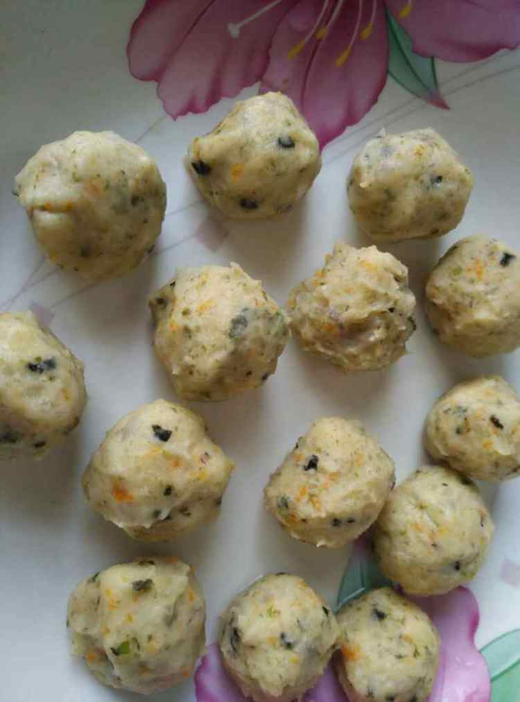 土豆鲜虾海苔饼步骤5