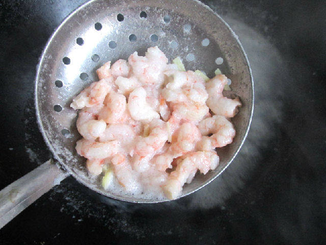 虾仁豆腐步骤6
