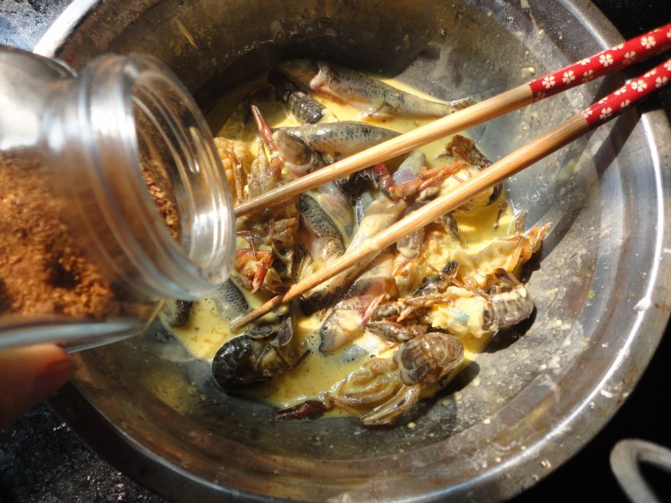 炸河鲜步骤7
