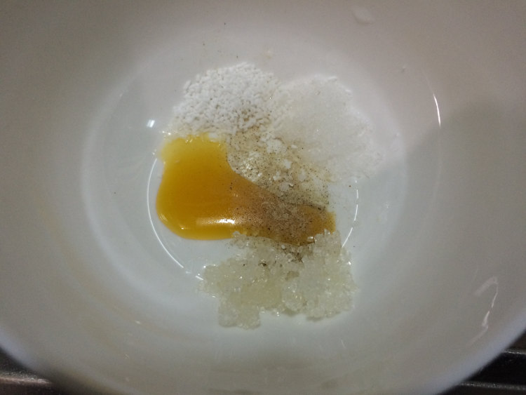 荷兰豆炒鲍片步骤2
