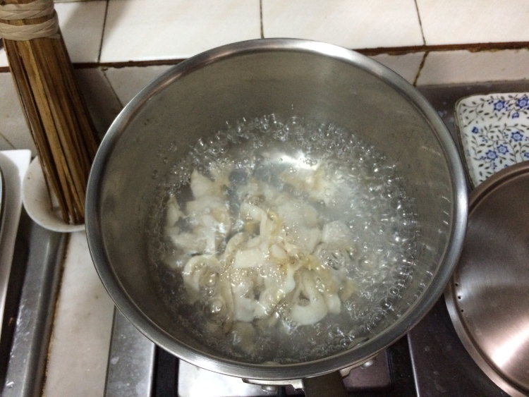 荷兰豆炒鲍片步骤7