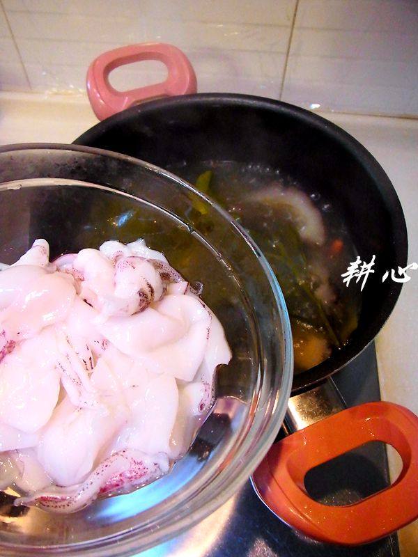 冬荫海鲜汤步骤7