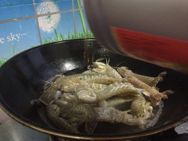 盐水虾姑步骤4