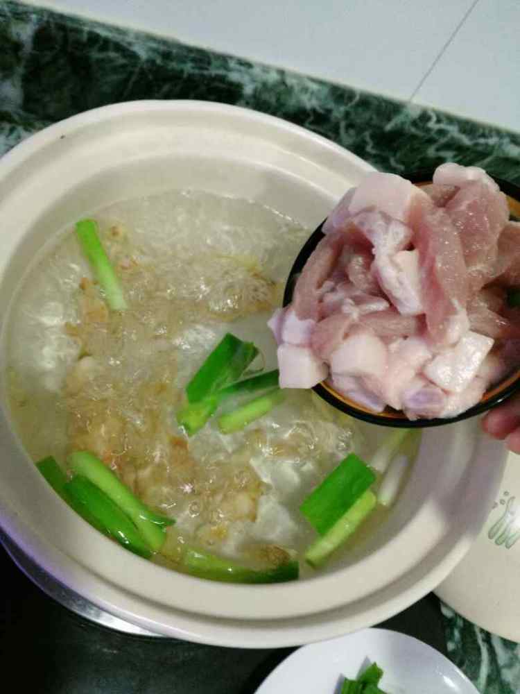 海虾干茨菰汤步骤3