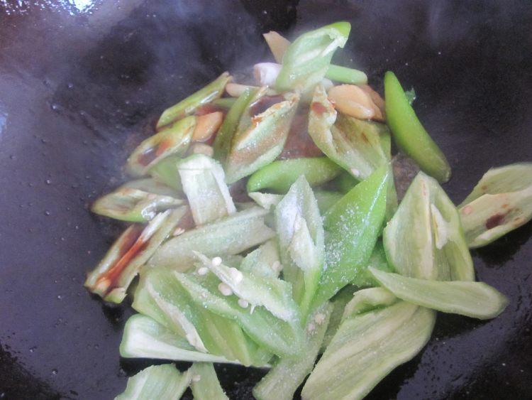 爆炒鱿鱼卷步骤8