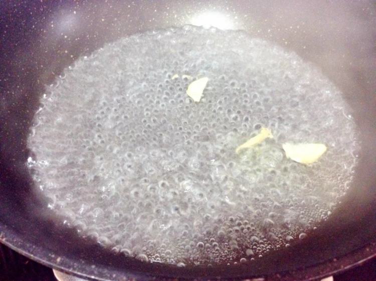 白灼小花虾步骤2