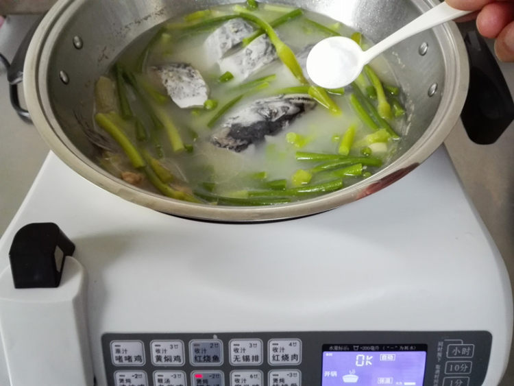 清炖鲅鱼步骤7