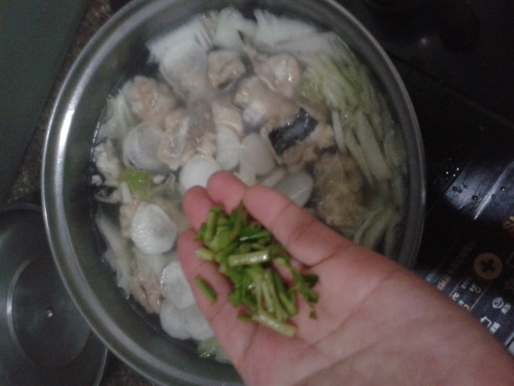 鲅鱼煮大白菜汤步骤6