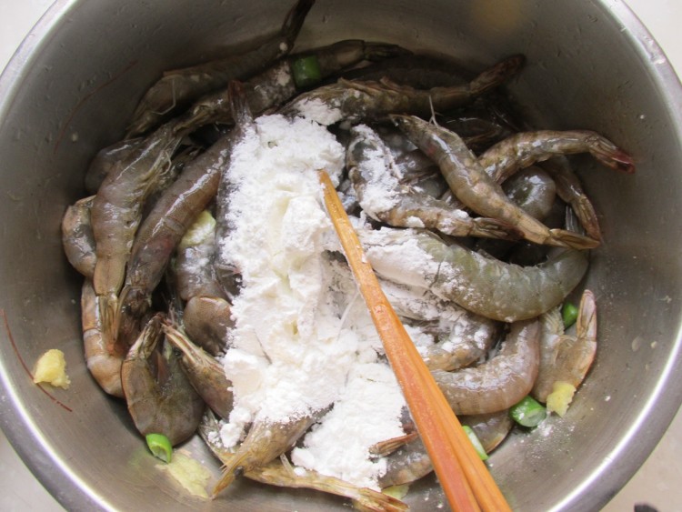 美味香酥虾步骤2