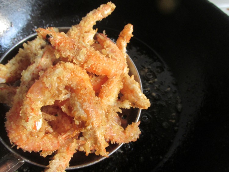 美味香酥虾步骤7