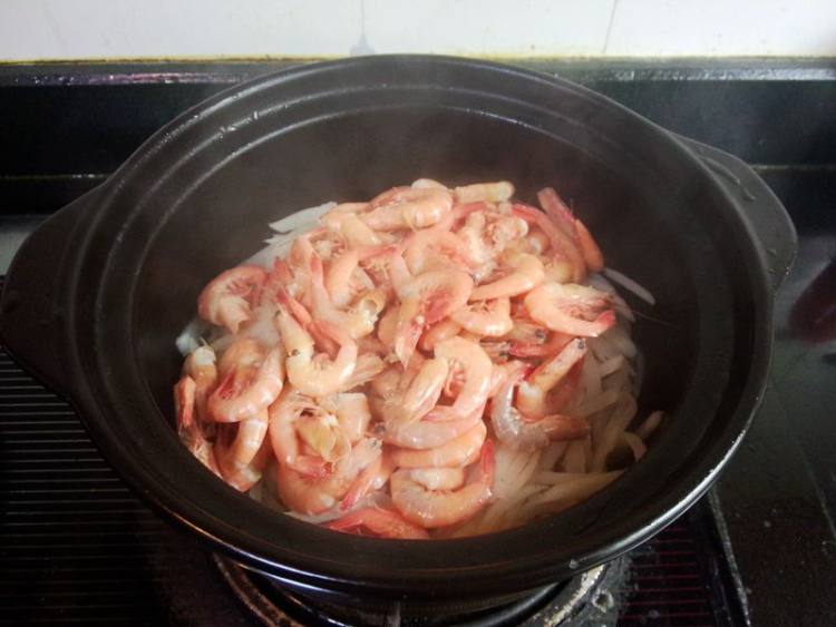海虾萝卜丝煲步骤7
