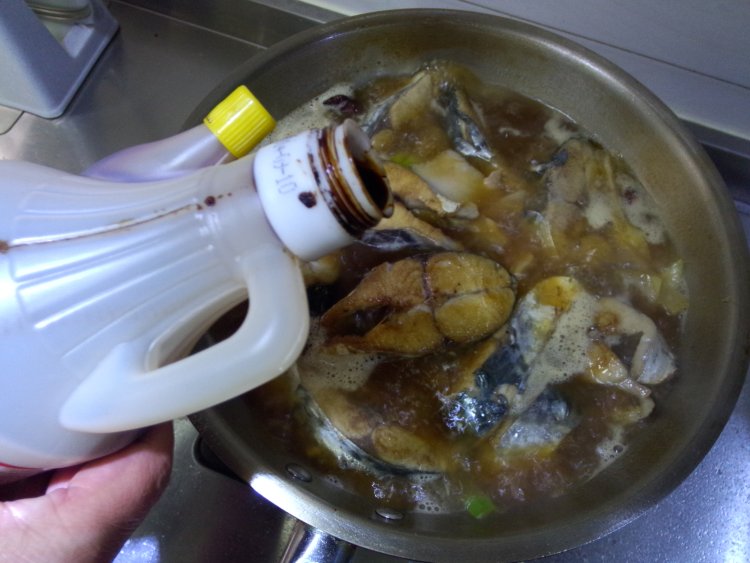 鲅鱼炖蒜薹步骤13