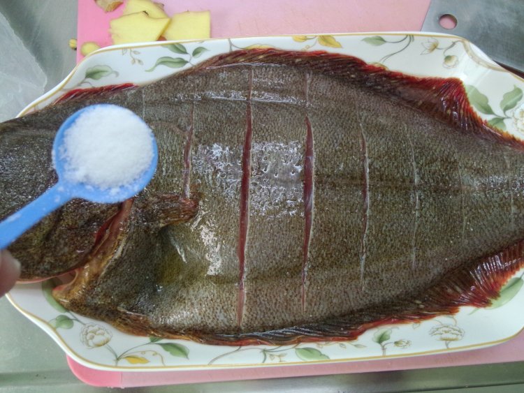清蒸牙鲆鱼步骤4
