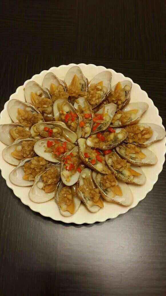 蒜蓉蒸花甲步骤9