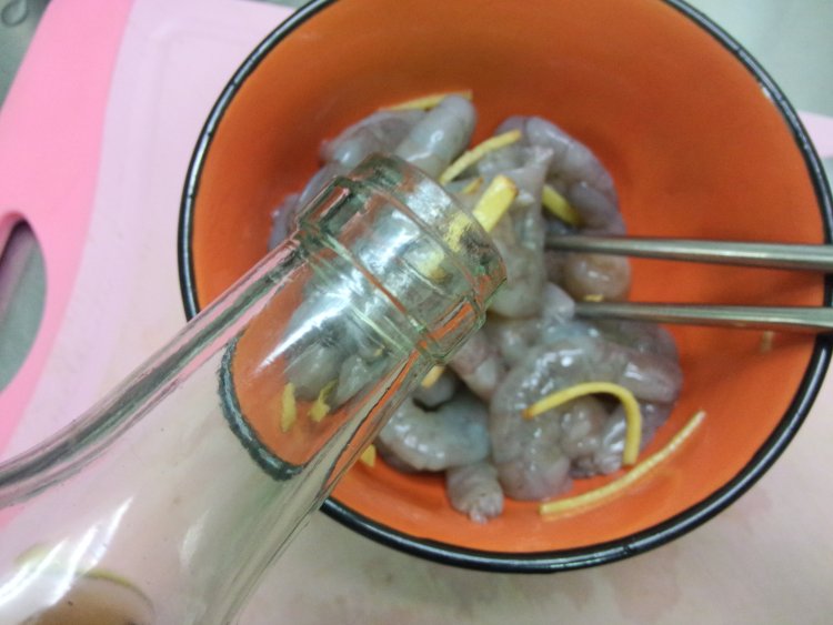 软炸虾仁步骤4