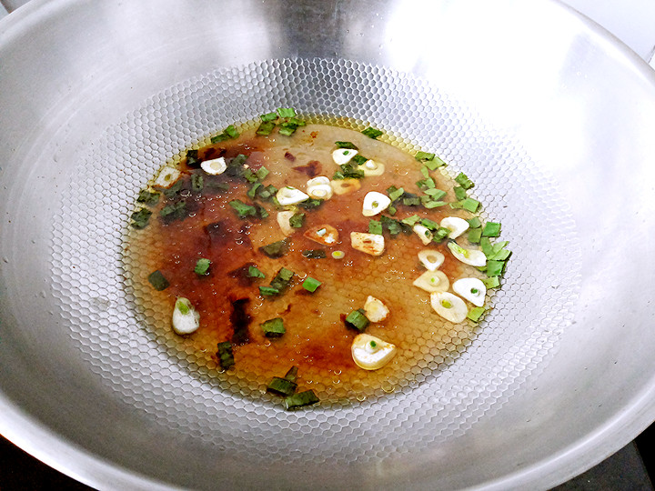 蚬子肉煎焖豆腐步骤10