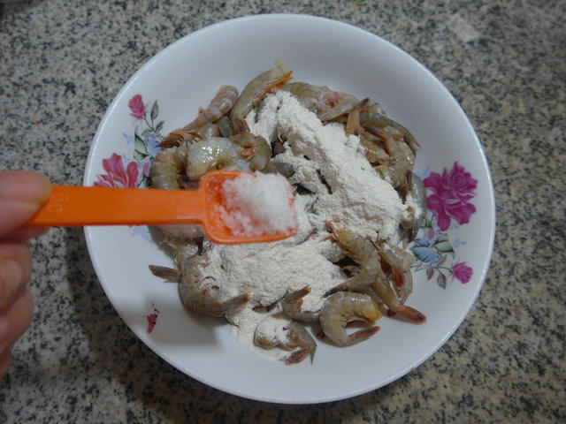 香酥海虾步骤3