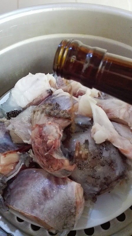 清蒸海参斑鱼步骤3