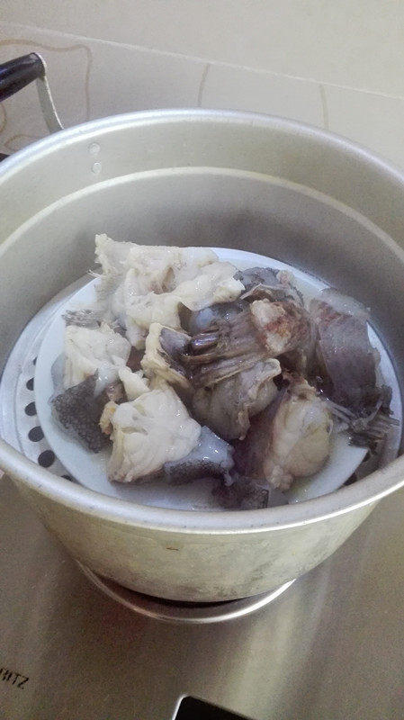 清蒸海参斑鱼步骤4