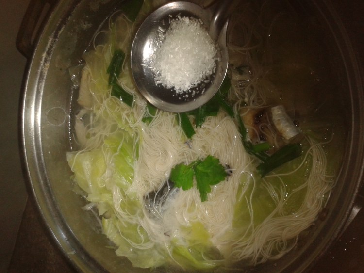 鲅鱼豆腐煮面线步骤7