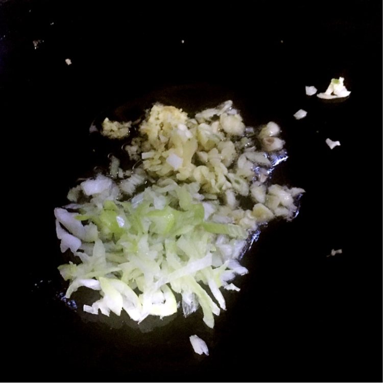 时蔬虾仁疙瘩汤步骤5