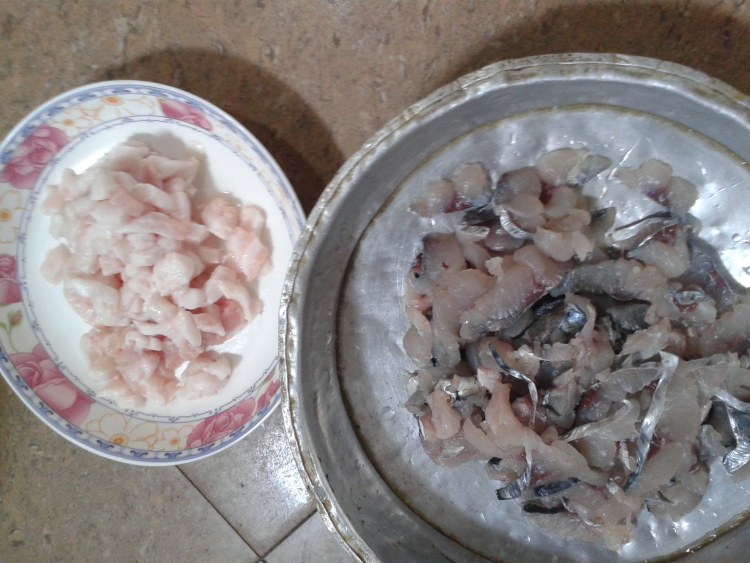 菜花豆腐鱼滑汤步骤2