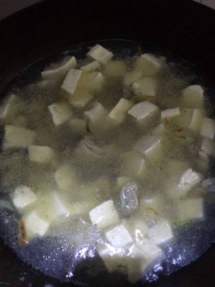 牡蛎豆腐汤步骤5