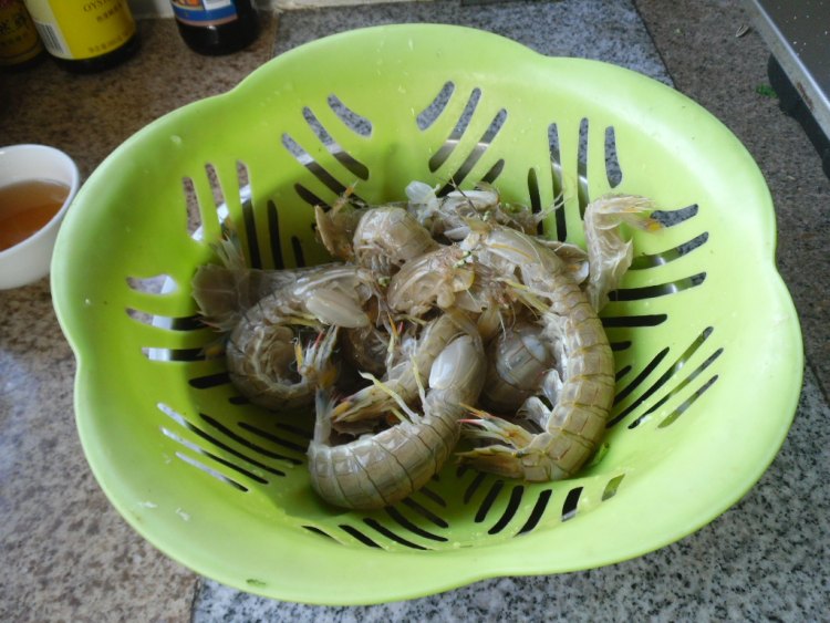 黄酒皮皮虾步骤2