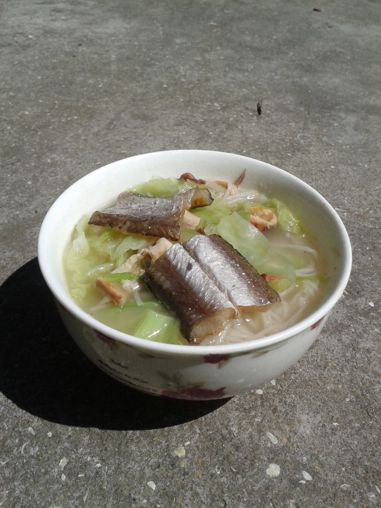 米粉煮鳗鱼干肉丸步骤9