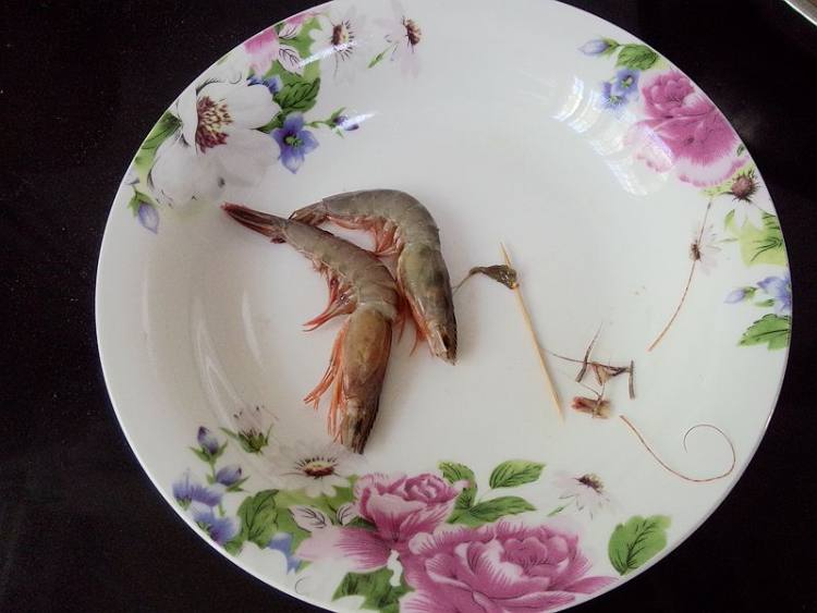 蒜蓉蒸海虾步骤3