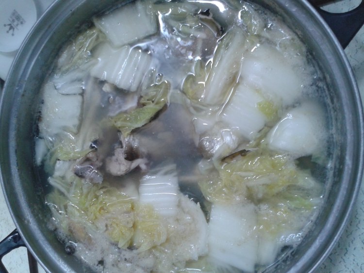 白菜煮鳗鱼头汤步骤7