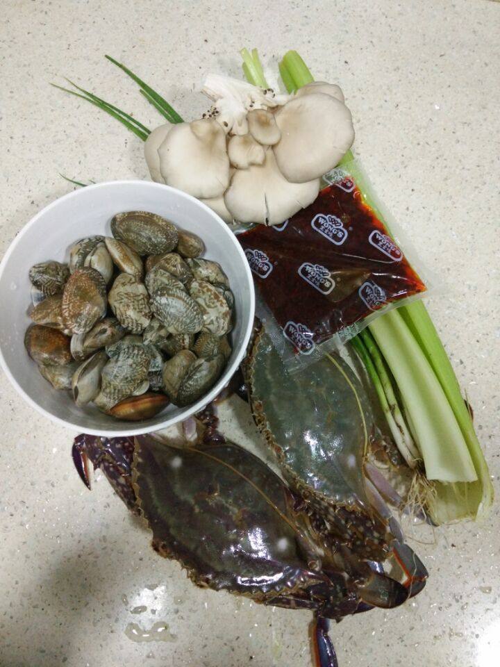 香辣花蛤蟹步骤1
