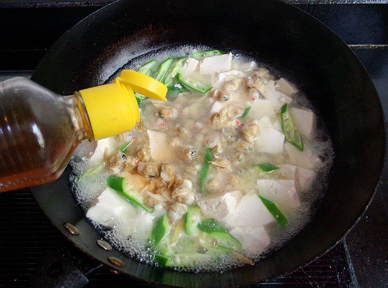 秋葵蛤蜊豆腐汤步骤11