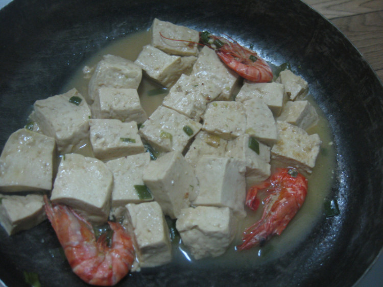 鲜虾炖豆腐步骤10