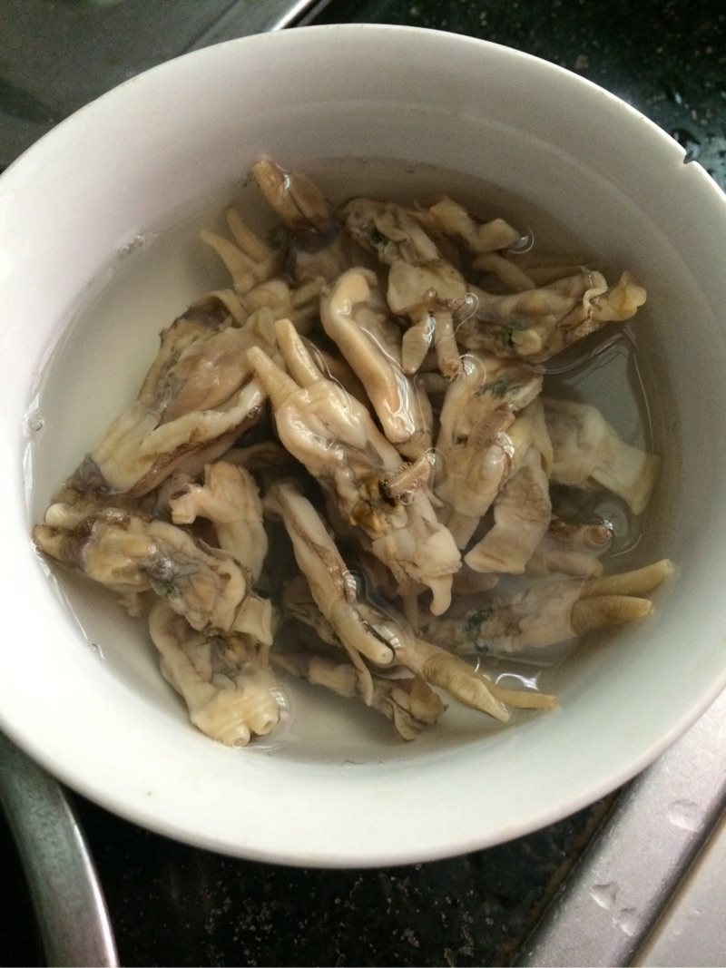 蛏干炖鸭步骤2