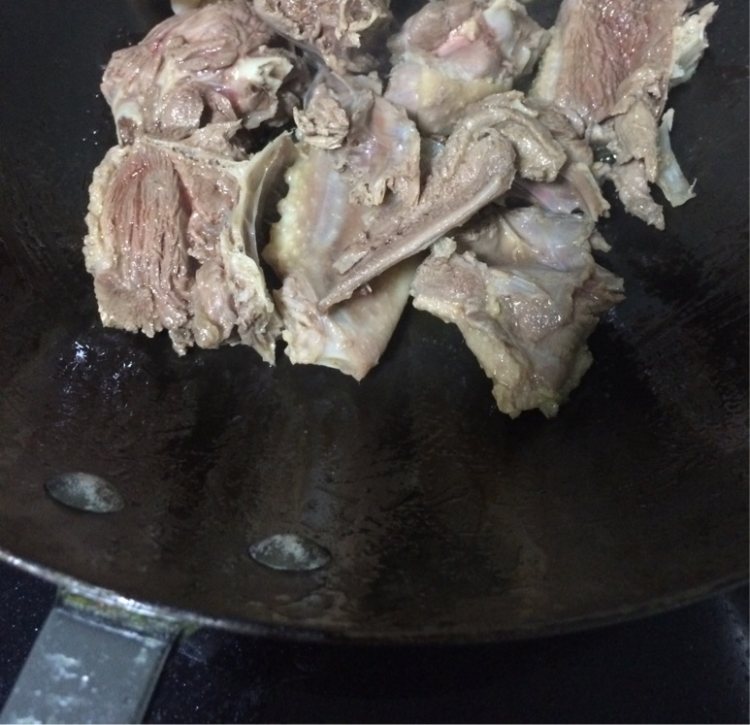 蛏干炖鸭步骤5