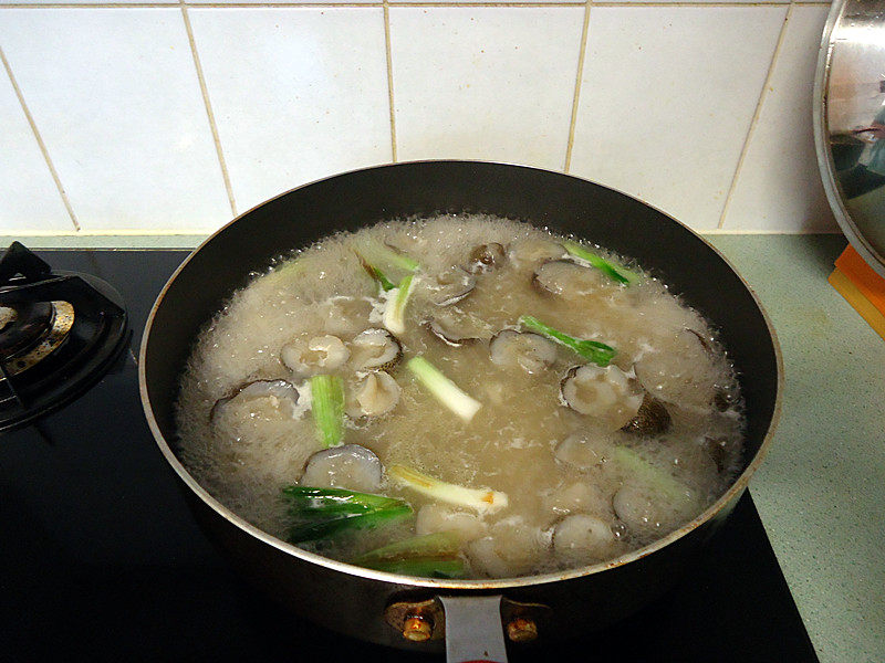 海参烩豆腐步骤6