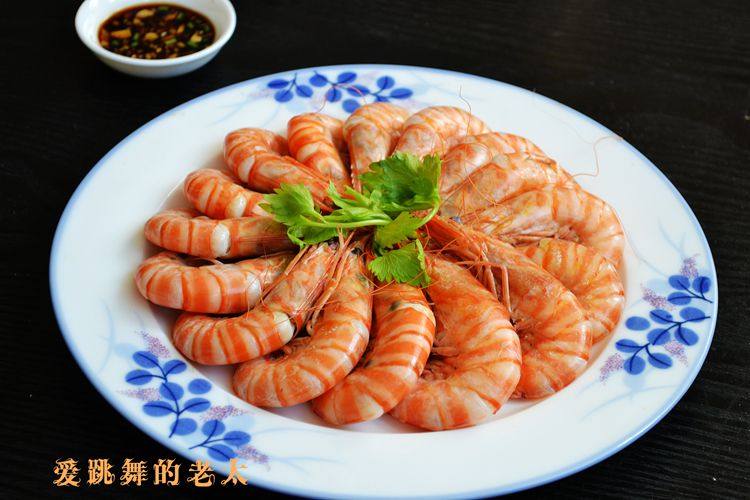 白灼竹节虾步骤5