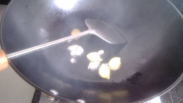 葱香虾步骤2
