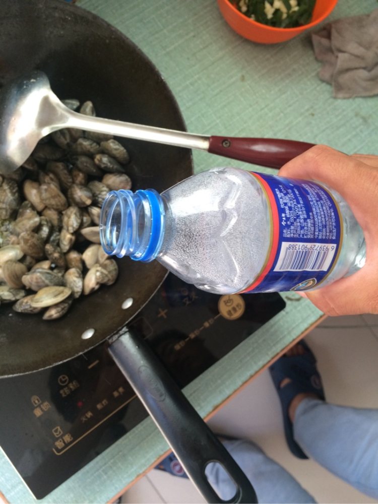 酱爆花哈步骤5