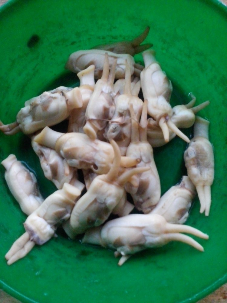 青椒蛏子烧豆腐步骤1