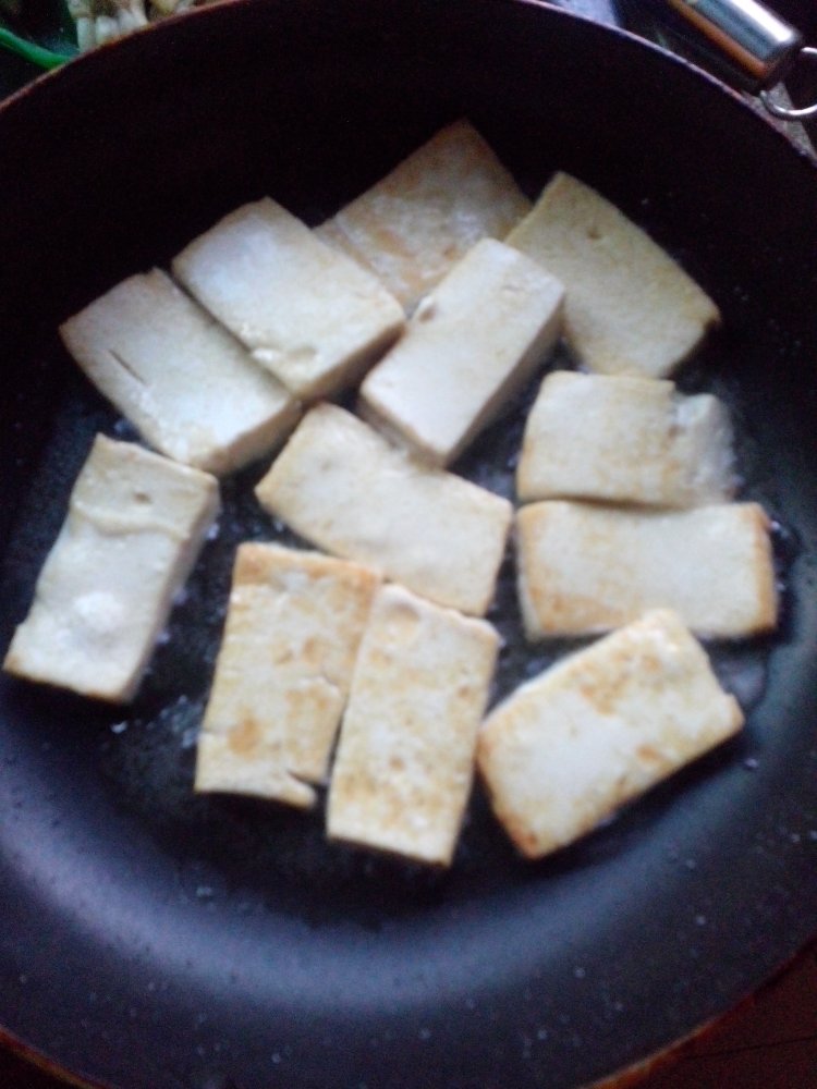 青椒蛏子烧豆腐步骤3