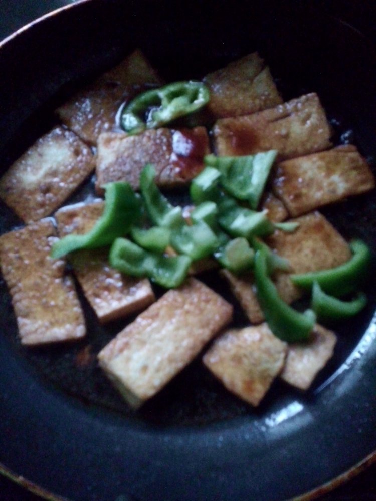 青椒蛏子烧豆腐步骤5
