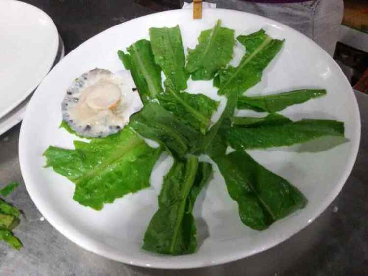 蒜蓉粉丝扇贝步骤2