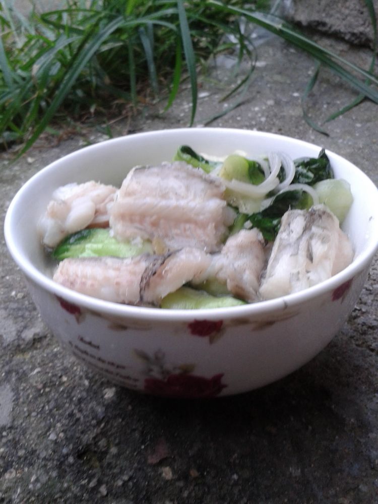 龙头鱼青菜煮米粉汤步骤6