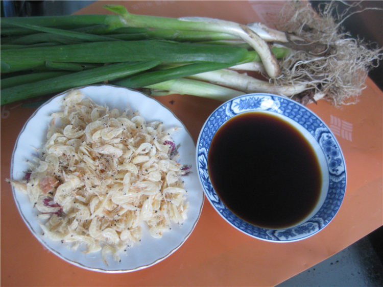 小葱虾皮步骤1
