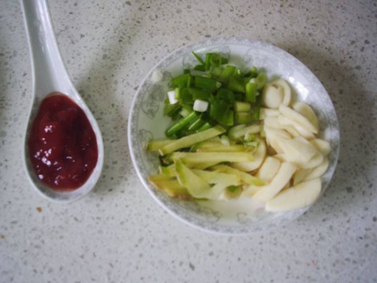 蒜味糖醋虾步骤2