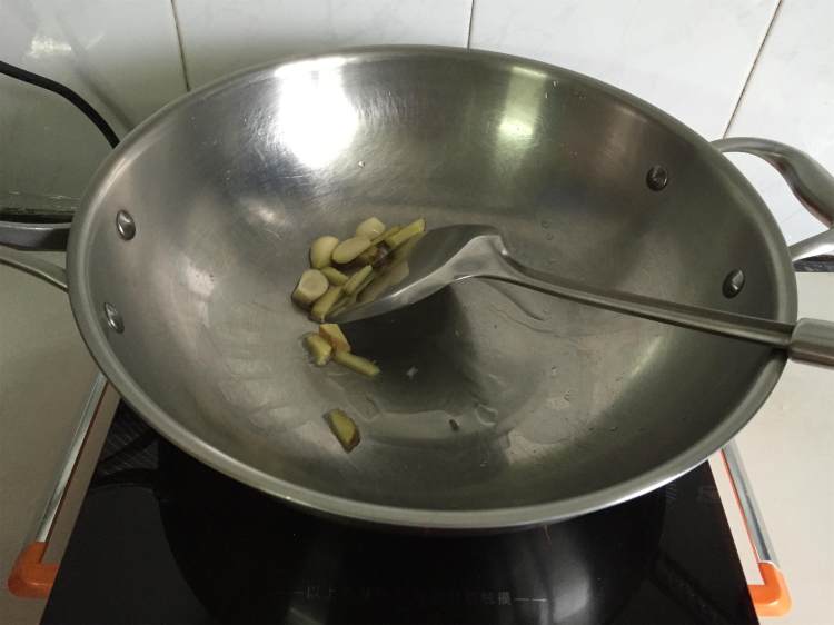 毛豆鳗鱼干步骤3