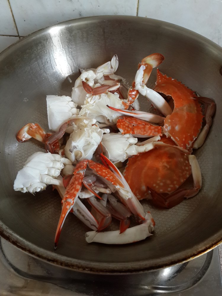 葱姜蟹步骤5